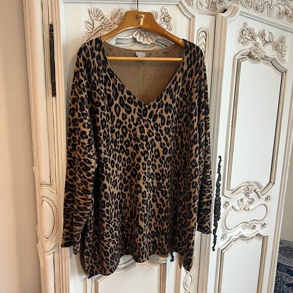 Chico's soft cotton and cashmere cheetah tunic size 4/XXL - Picture 1 of 3